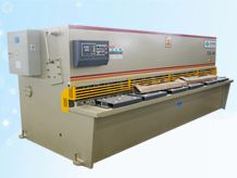 MD11简略单纯数控4米剪板机